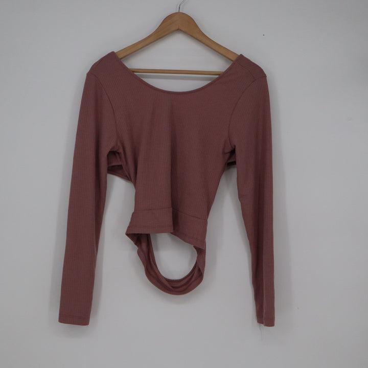 The Roadster Life Co Twilight Mauve Ribbed Open Back Twist Top Medium