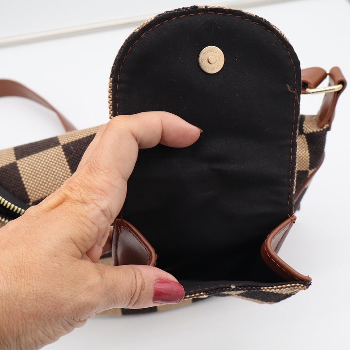 Unbranded Crossbody Bag Womens OS Checkered Brown Crescent Sling Pouch Excellent