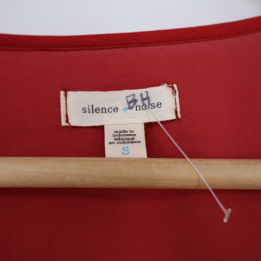 Silence + Noise Red Surplice Balloon Sleeve Cropped Blouse Small V-Neck Dolman