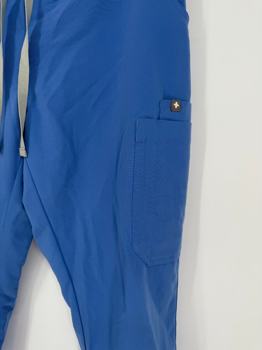 Figs Technical Collection Scrub Pants Womens Small Blue Logo Stretch Drawstring