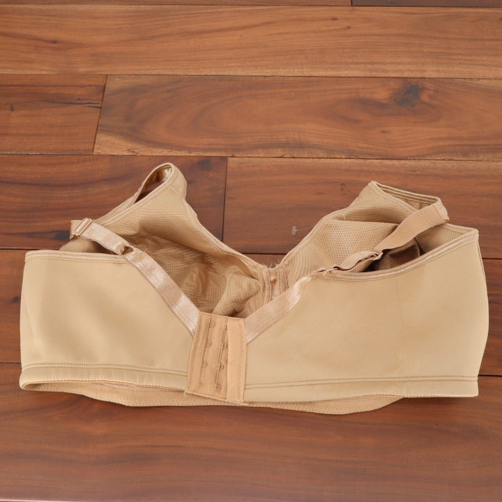 Playtex 18 Hour Silky Soft Smoothing Bra Womens 44DD Nude Full-Coverage Wireless
