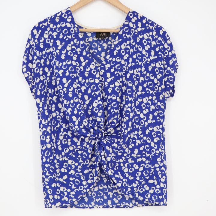 W5 Blouse Womens Small Blue White Abstract Twist Front Excellent