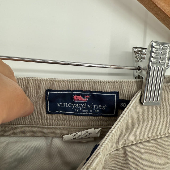 Vineyard Vines Chino Shorts Mens 30 Beige Cotton Logo Slash Pockets Zip Fly