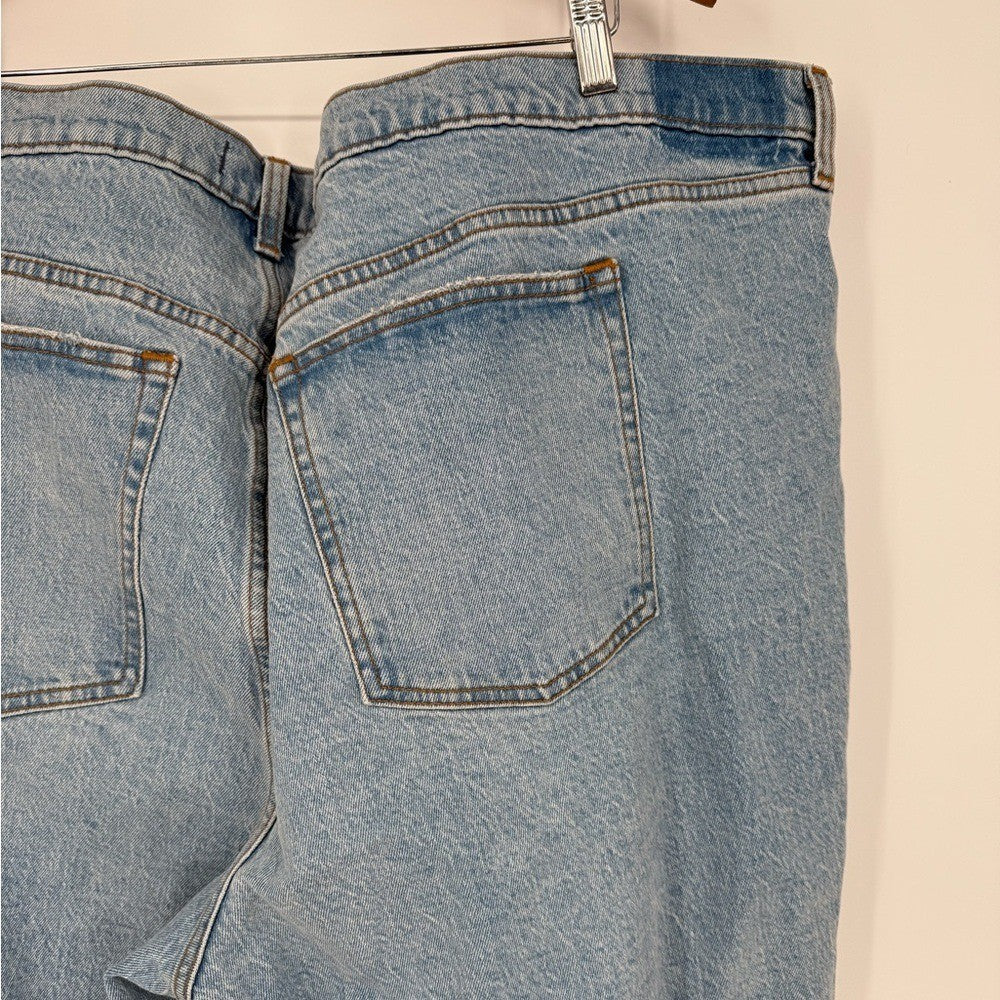 Abercrombie & Fitch The Straight Mid Rise Jean Women's Size 37