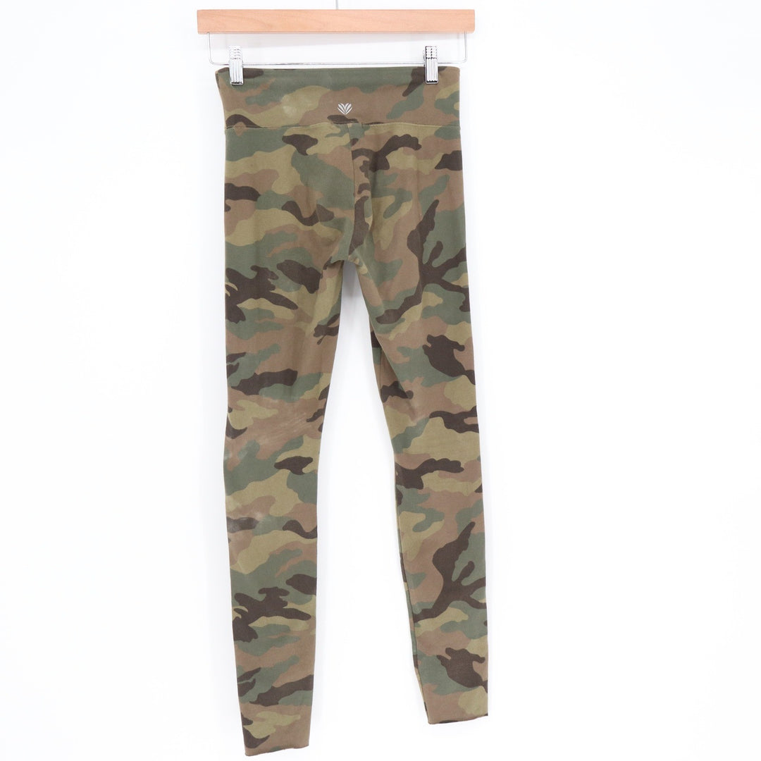 Forever 21 Women's Camouflage High Rise Activewear Leggings Green XS