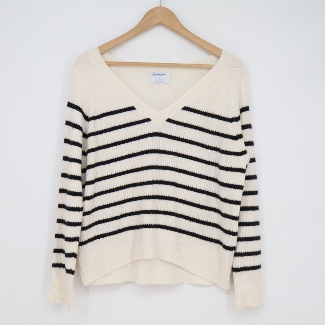 Old Navy Womens XS Cream Black Striped V-Neck Ribbed Knit Pullover Sweater