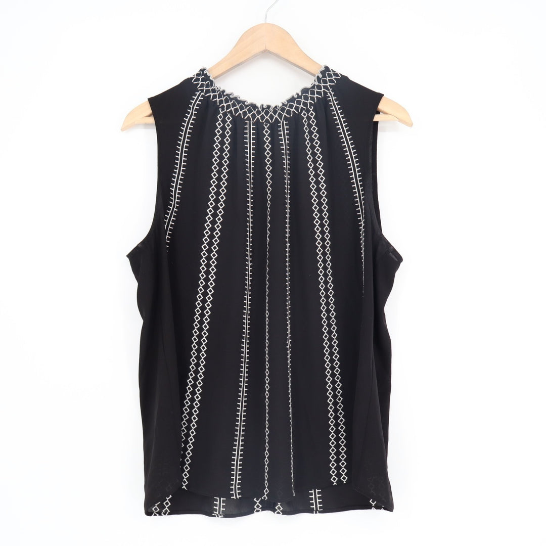 White House Black Market Blouse Womens 12 Black White Embroidered Sleeveless