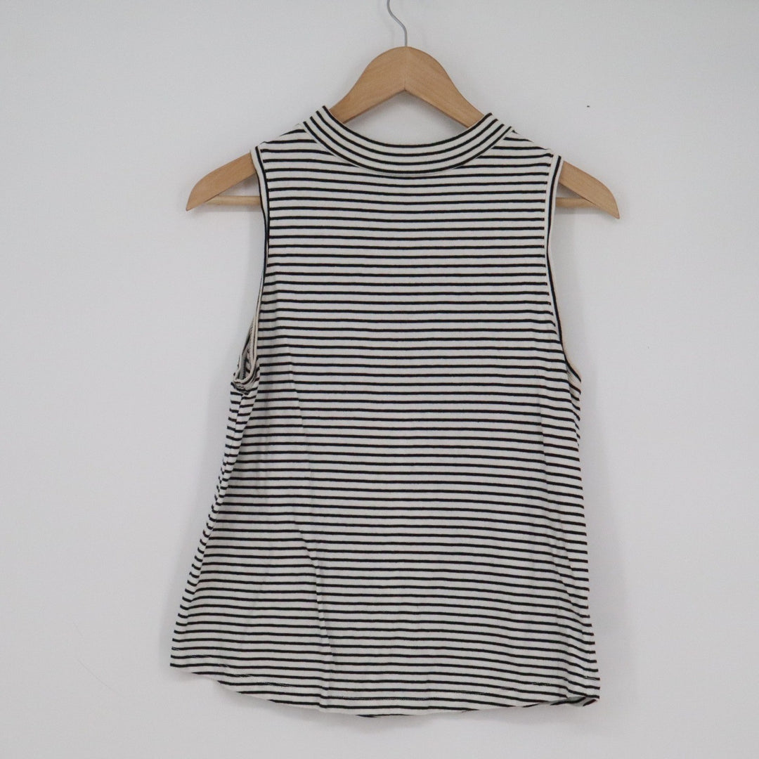 Universal Thread Womens Black White Striped Mock Neck Sleeveless Cotton Top M