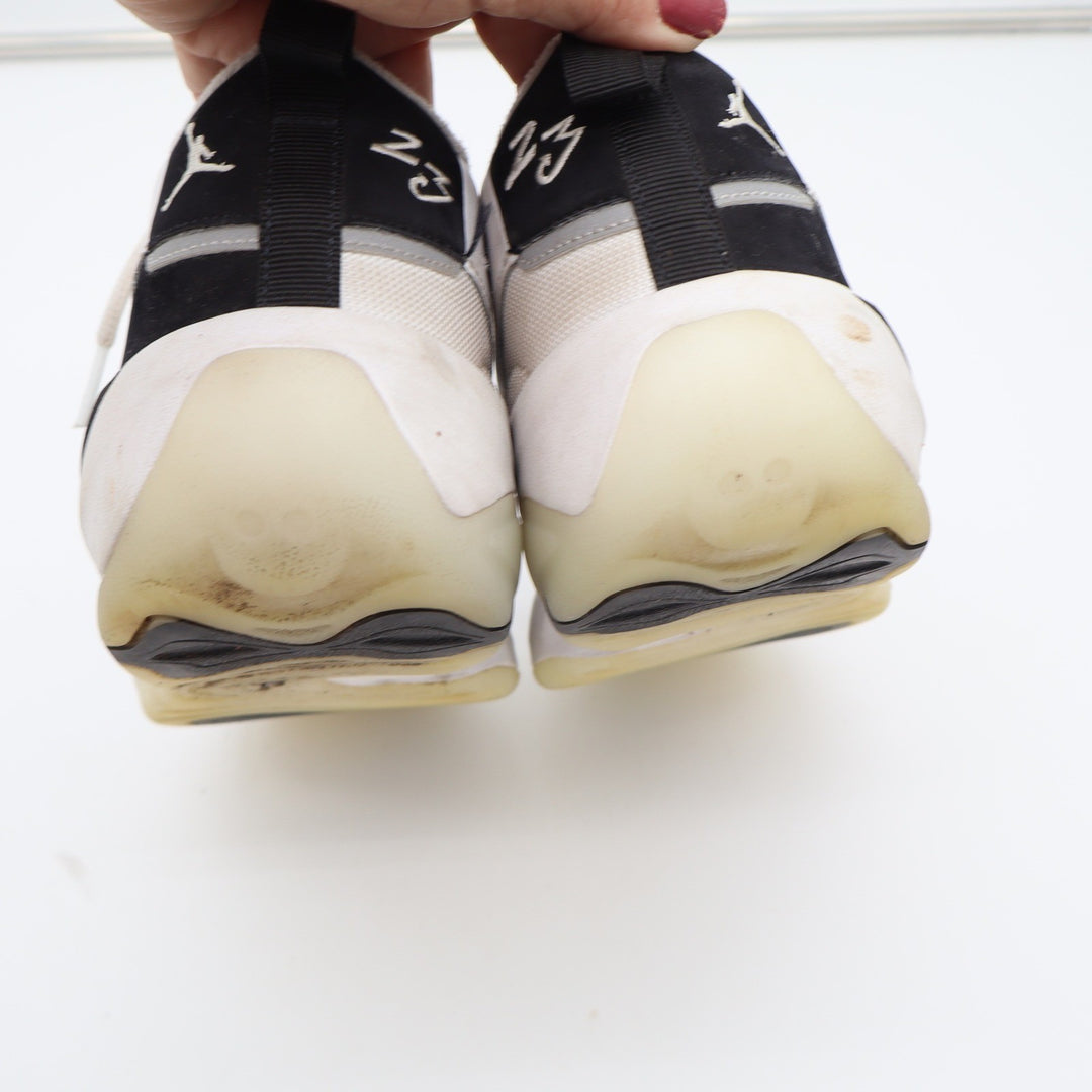 Jordan Sneakers Youth 6Y Stay Loyal 3 White Black Basketball Good