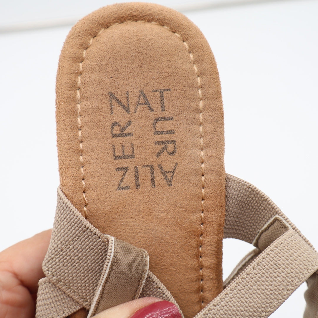 Naturalizer Sandals Womens 8.5M Galaxy Taupe Wedge Silver Ring Elastic Excellent