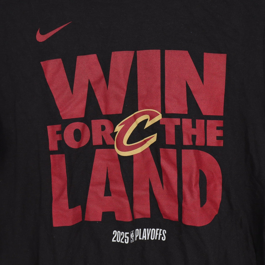 Nike Cleveland Cavaliers Youth Large Black 2025 NBA Playoffs Mantra Tee