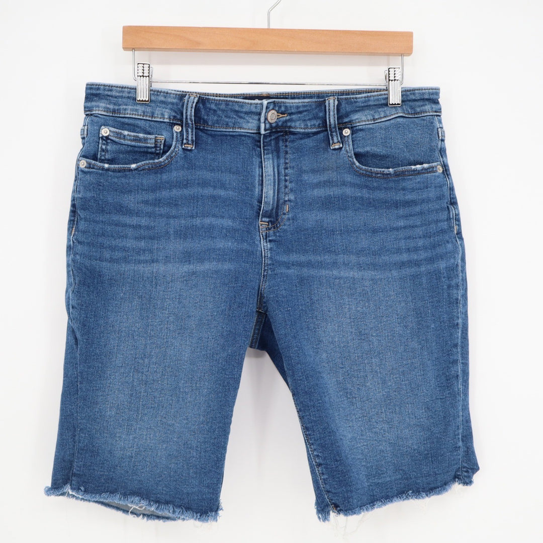 Gap Denim 9 Inch Bermuda Shorts Womens 14/32 Medium Wash Raw Hem Stretch