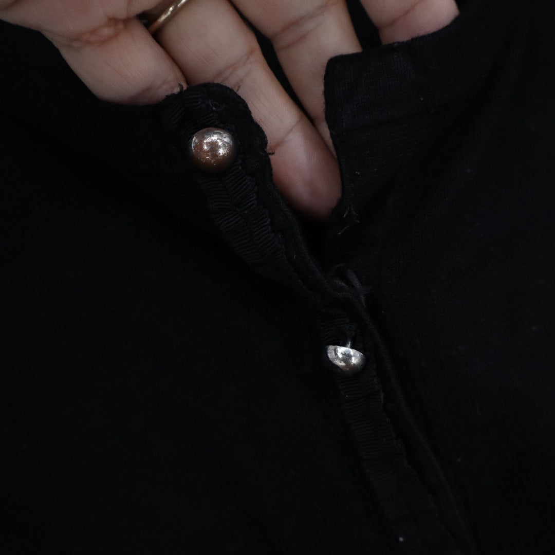 Womens Black V-Neck Button Front Cardigan 3/4 Sleeve Silver Dome Buttons