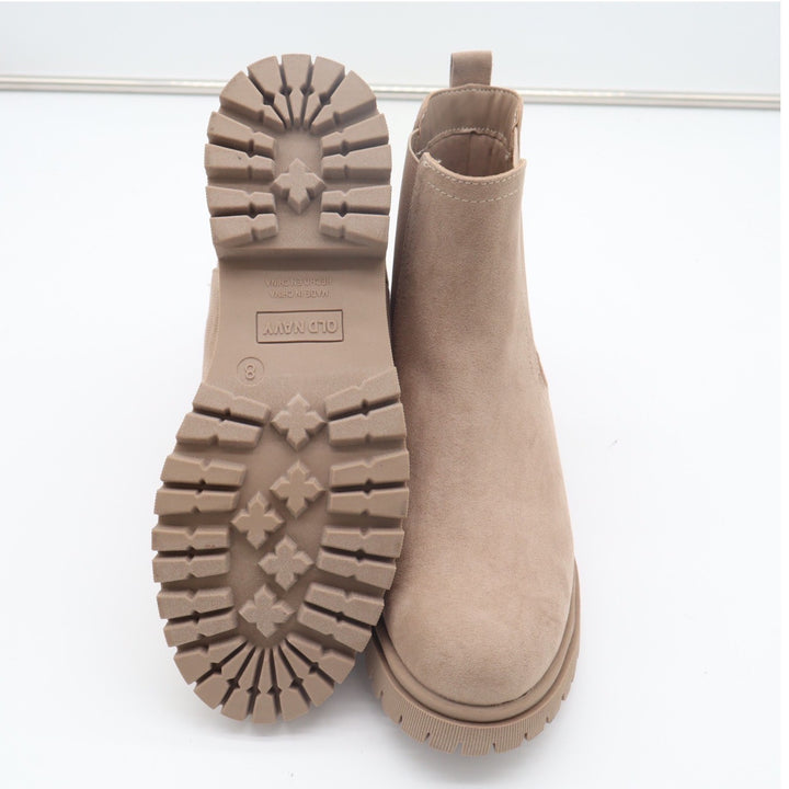 Old Navy Chunky Chelsea Women's US 8 Light Taupe Suede Lug Sole Ankle Shoes