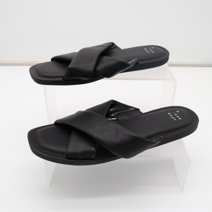 A New Day Slide Womens US 8.5 Black Leather Puffy Cross Strap Slip On Sandals