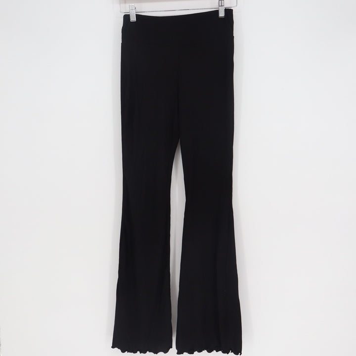 No Boundaries Black Ribbed Flare Pants Lettuce Edge Hem Size M 8-10 High Rise