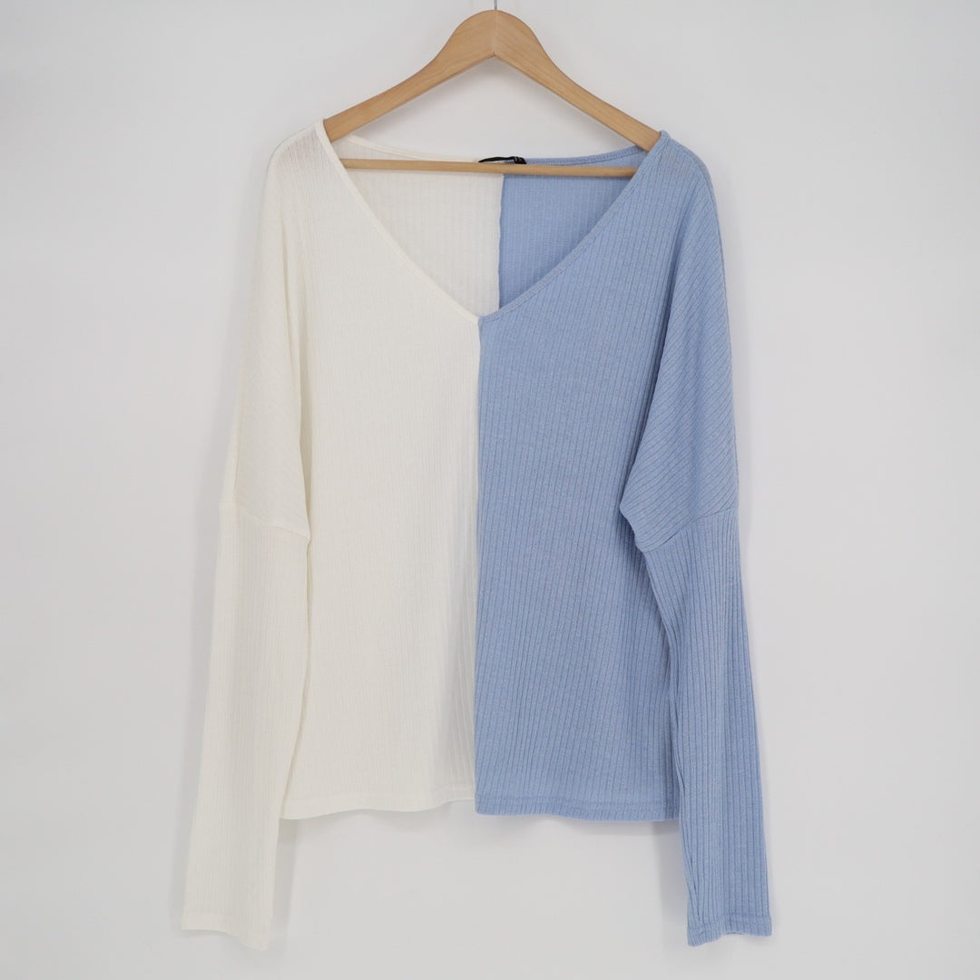 Shein Sweater Womens Large White Blue Knit Stretch Long Sleeve V-Neck Pullover