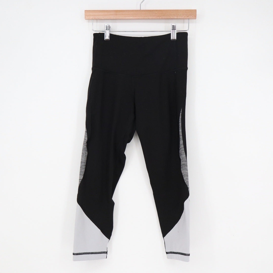Old Navy Active Go-Dry Colorblock Crop Leggings Black Grey Womens Small