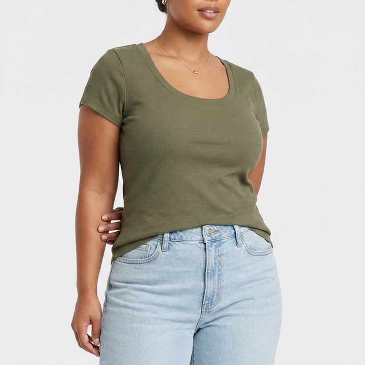 A New Day Womens Scoop Neck Ribbed T-Shirt Olive Green Large Short Sleeve Tee