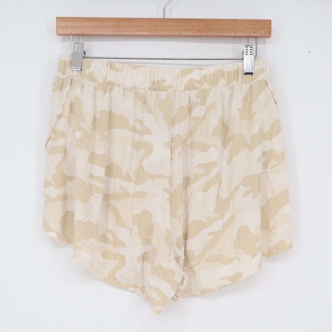 Old Navy Shorts Womens S Dolphin Hem Tan Camo Modal Blend Elastic Waist