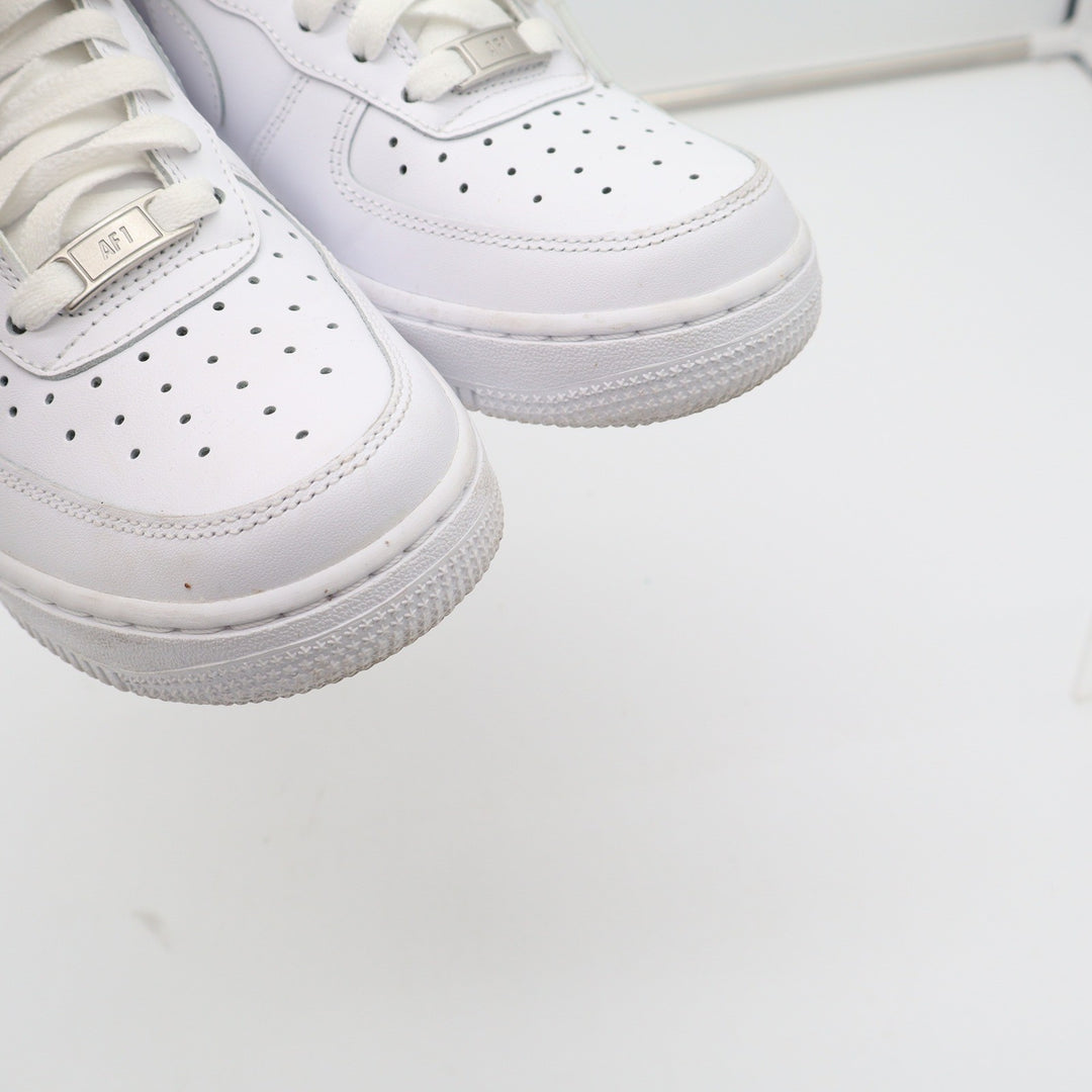 Nike Air Force 1 07 Womens 6.5 White Low Top Sneakers 315115-112 Triple White
