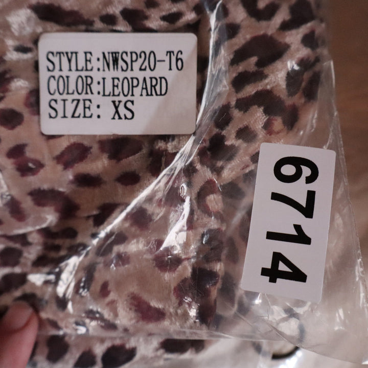 Naked Wardrobe Womens Leopard Print Twist Front Long Sleeve Crop Top XS
