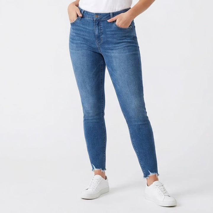Old Navy Rockstar Built-In Sculpt Skinny Jeans Medium Wash Raw Hem Size 14
