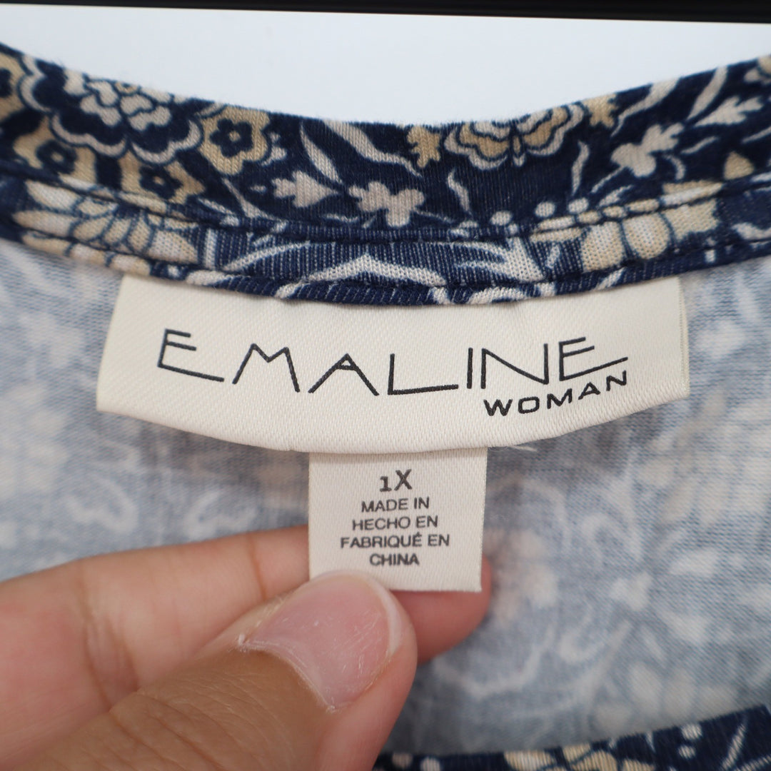 Emaline Top Woman 1X Floral Medallion Navy Blue Short Sleeve Excellent
