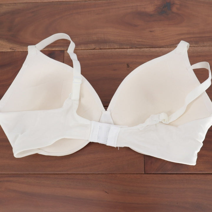 Maidenform T-Shirt Bra Womens 36C White Nylon Stretch Padded Adjustable Strap