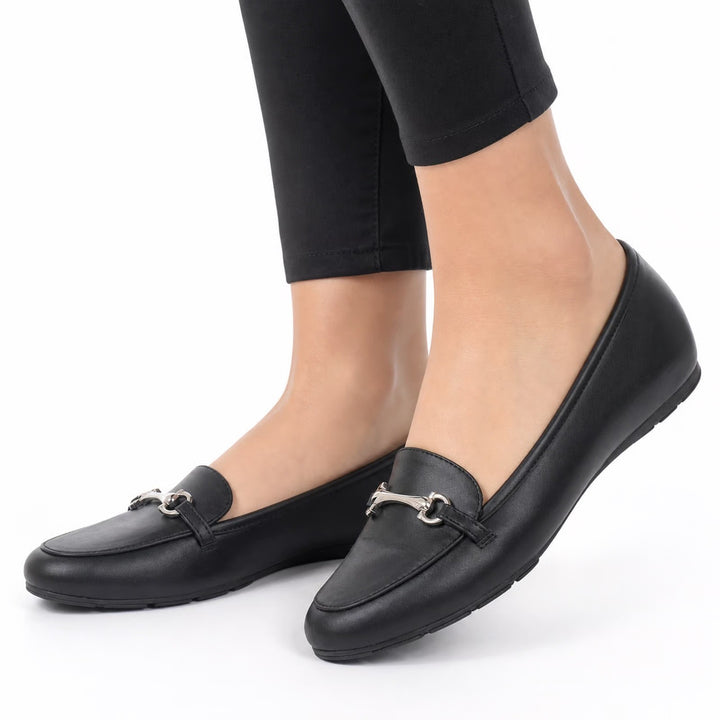 Cliffs by White Mountain Loafers Womens 8.5 M Glowing Black Horsebit Excellent