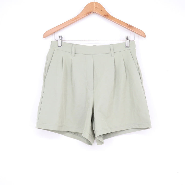 32 Degrees Cool Sage Green Pleated Front High Rise Shorts Womens Small