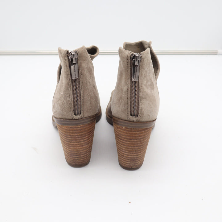 Vince Camuto Gigietta Taupe Suede Cutout Ankle Booties Size 9M