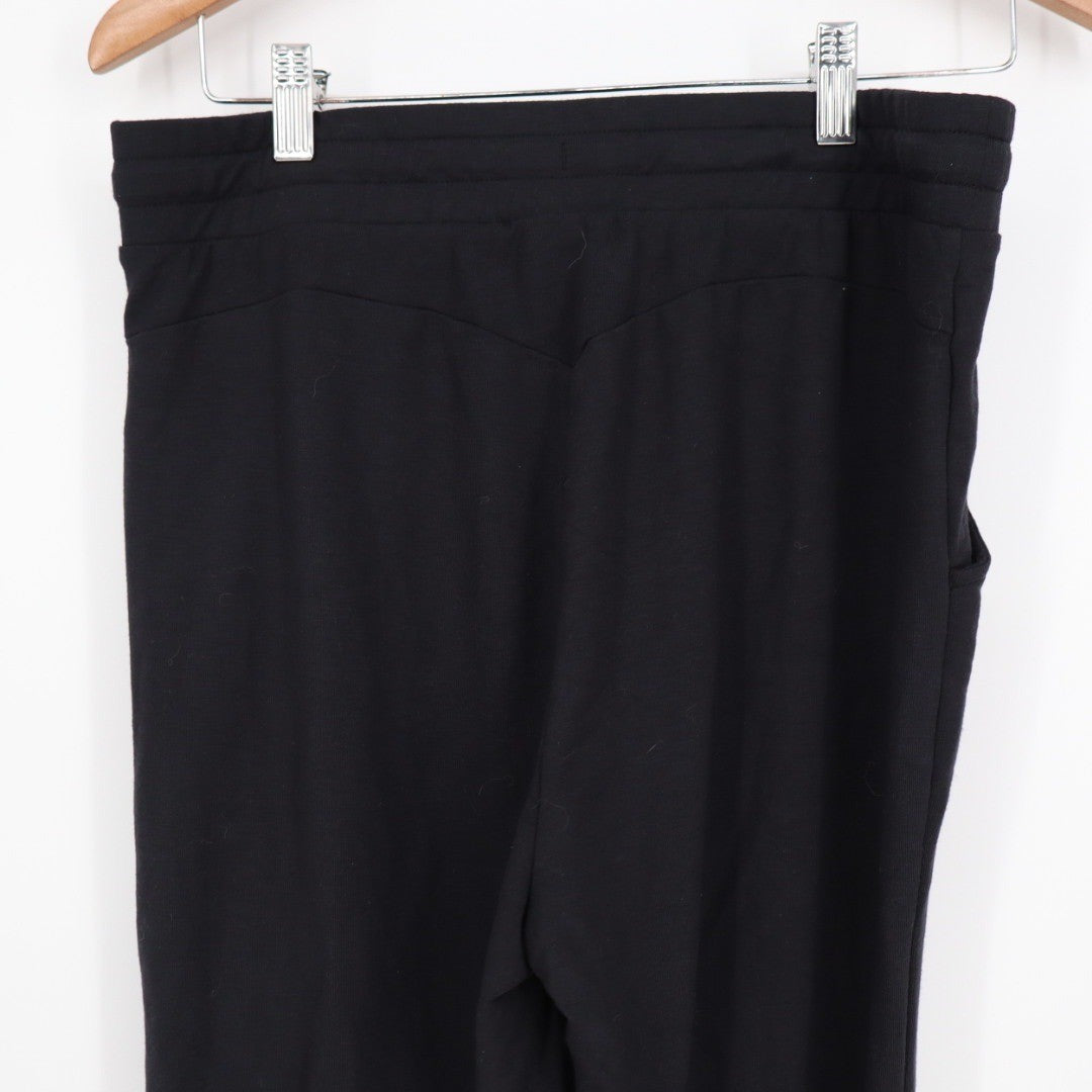 Gymshark Joggers Black Sweatpants Size M Logo Detail Athletic Comfort