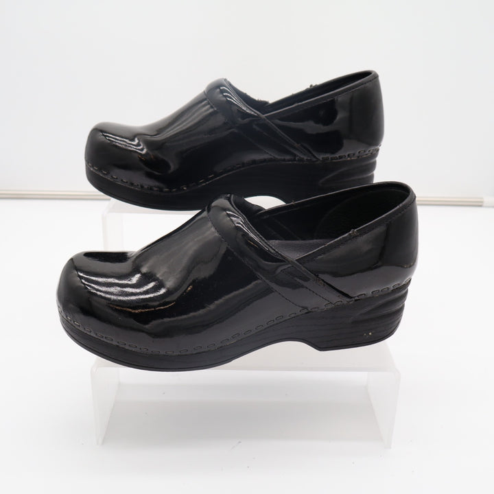 Croft & Barrow Juliana Clogs Womens US 7.5M Black Patent Leather Slip On Shoes