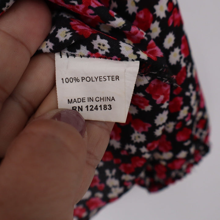 Jon & Anna Contemporary Red Floral Ruffle Shoulder Blouse Medium Long Sleeve