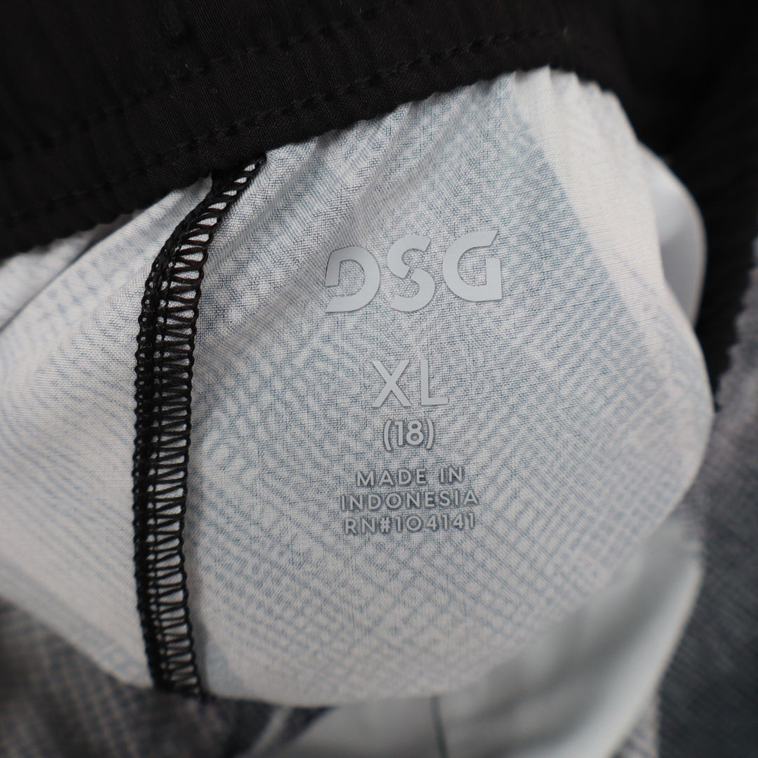 DSG Boys Agility Short XL 18 Pure White AI Formation Print New With