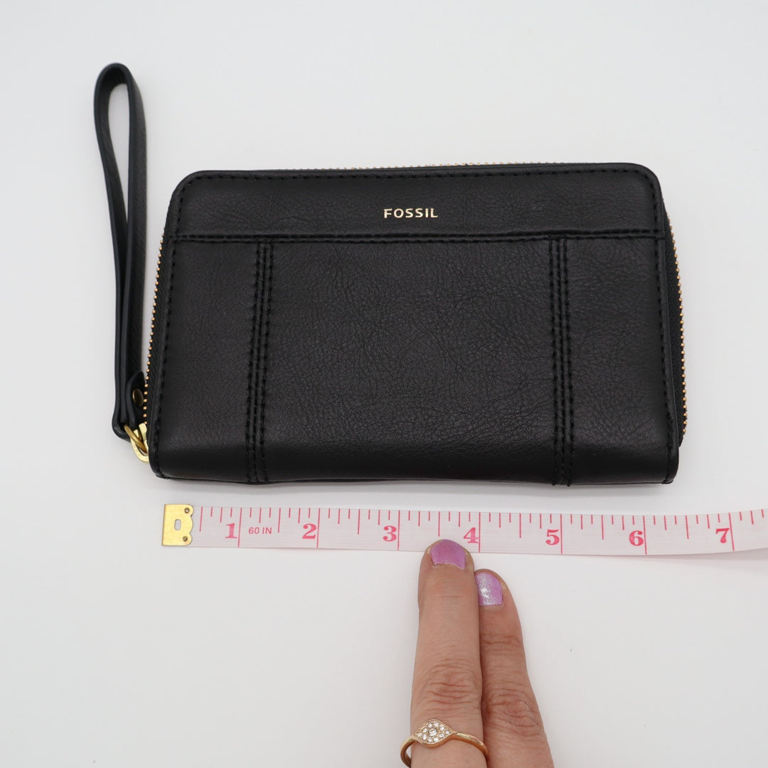 Fossil Jori RFID Womens Black Pebbled Leather Zip Around Wristlet Strap Clutch
