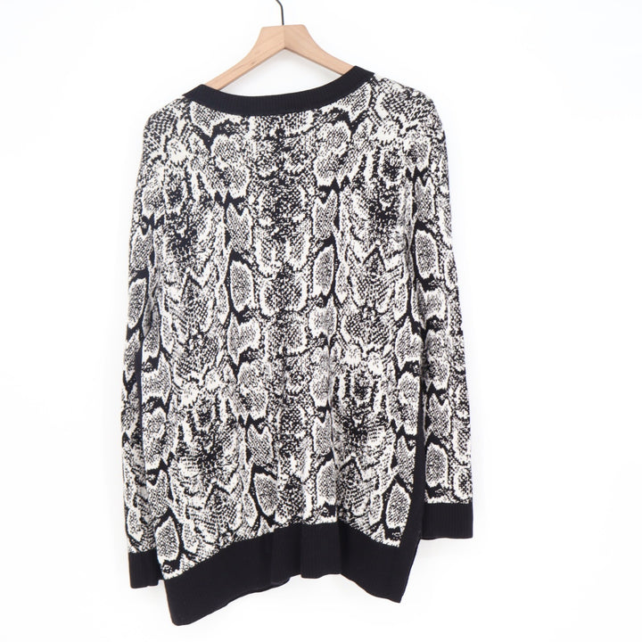 Apt. 9 Sweater Womens XXL V-Neck Snakeskin Black White Animal Print Excellent