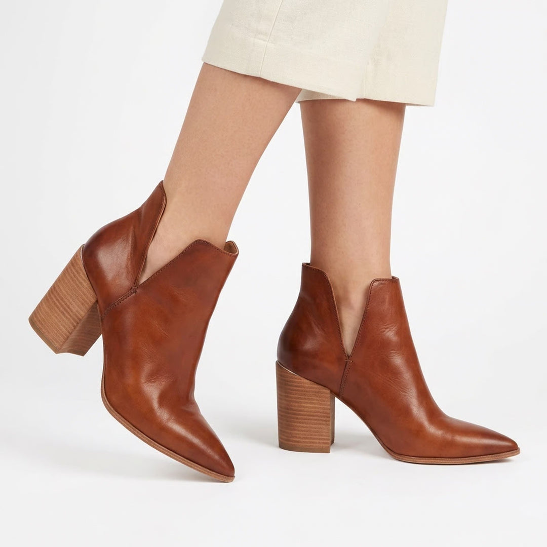 Steve Madden Kaylah Cognac Leather Pointed Toe V-Cut Block Heel Booties Size 9M