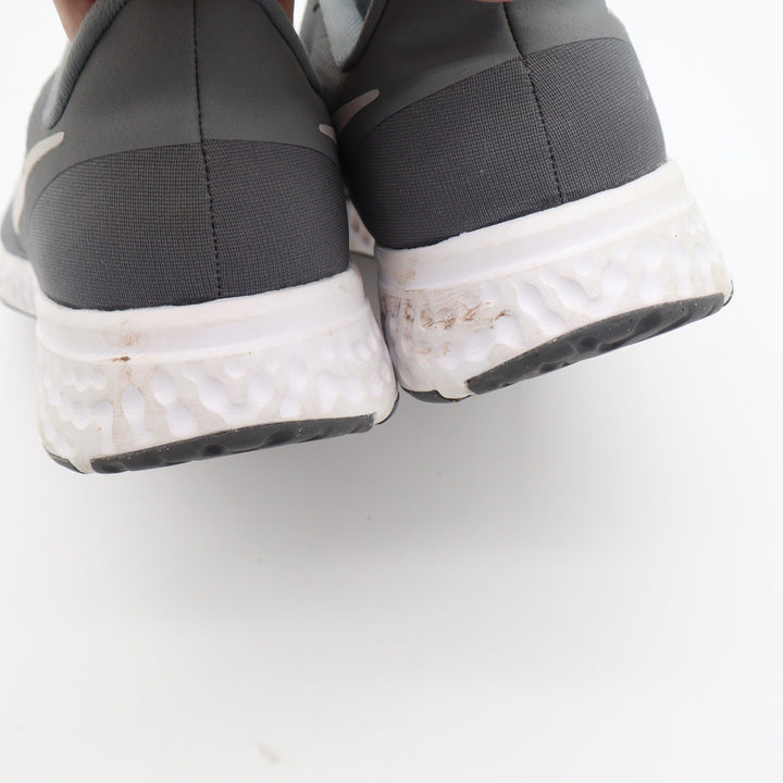 Nike Revolution 5 Womens Running Shoes Grey Silver Size 8