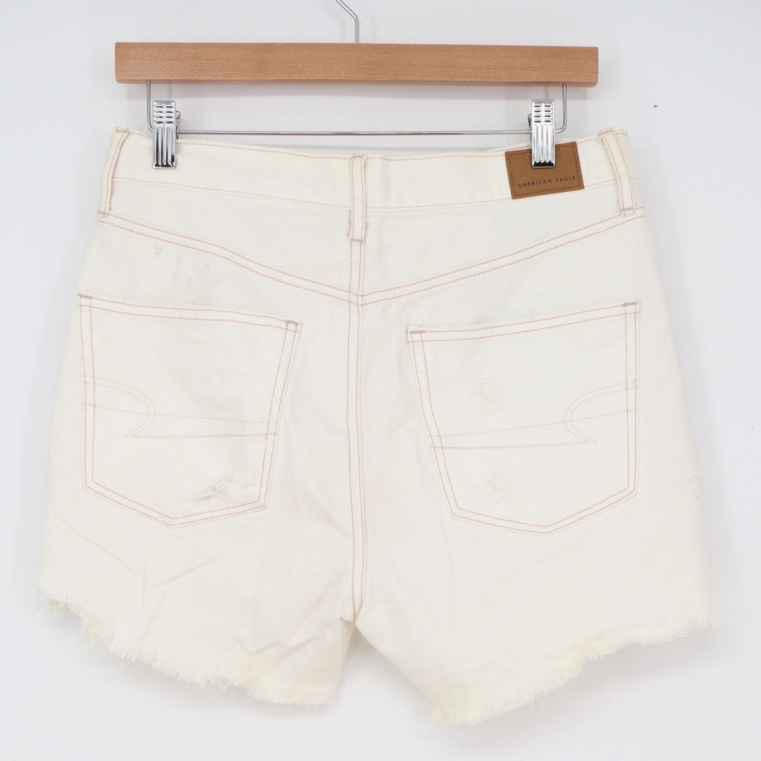 American Eagle Shorts Womens 6 Mom Short Cream Distressed Raw Hem Good