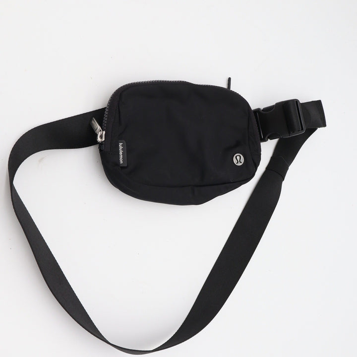lululemon Everywhere Belt Bag 1L Black Adjustable Crossbody Fanny Pack