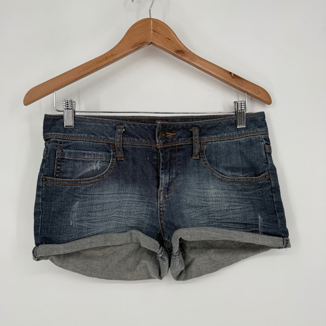 Forever 21 Premium Denim Distressed Cuffed Shorts Size 28