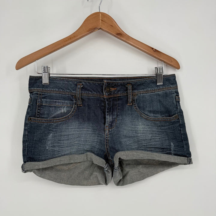 Forever 21 Premium Denim Distressed Cuffed Shorts Size 28