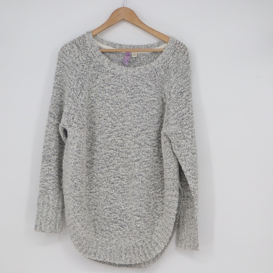 Alya Grey White Boucle Knit High Low Crewneck Sweater FSA8060 Womens Medium