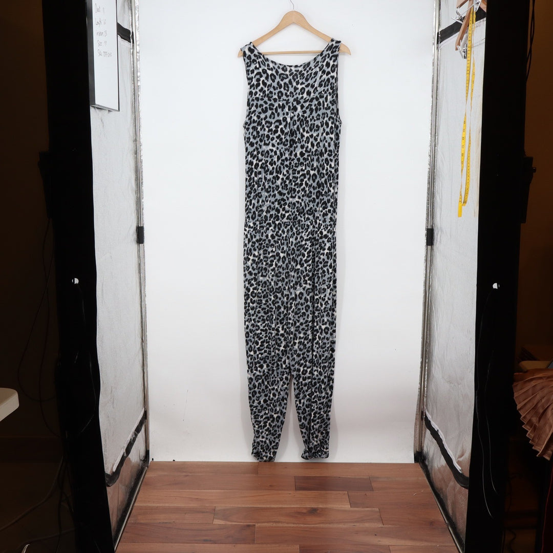 ANA Jumpsuit Womens M Grey Leopard Print Button-Down Good