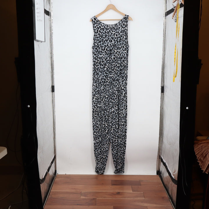 ANA Jumpsuit Womens M Grey Leopard Print Button-Down Good