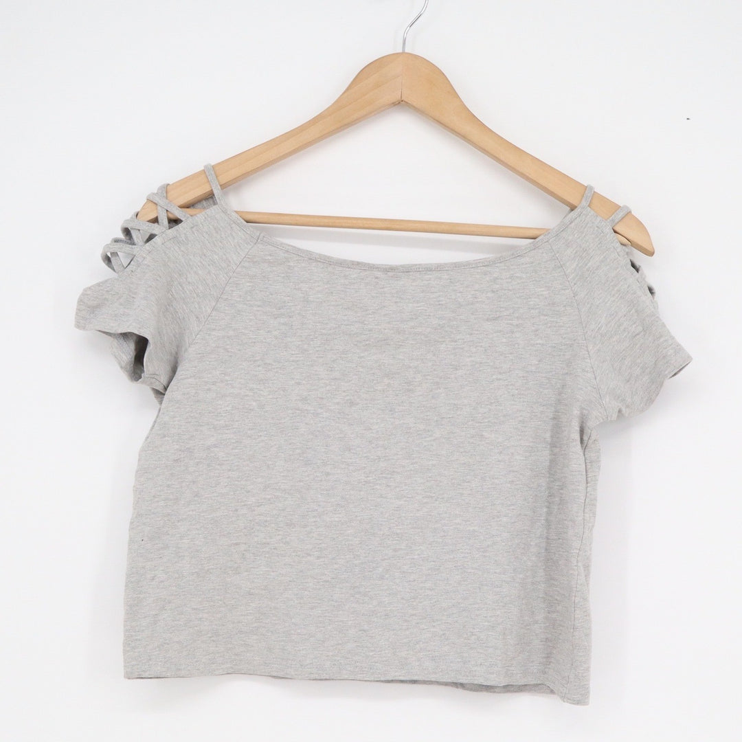 Rio Gray Caged Shoulder Crop Top XS Boat Neck Lattice Sleeve Short Sleeve Tee