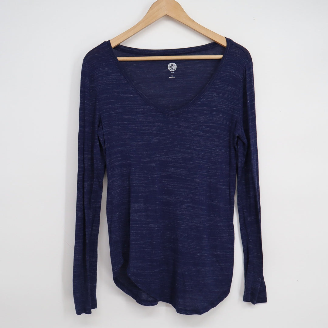SO Women's Relaxed V-Neck Long Sleeve Space Dye Slub Top Navy Blue Size M