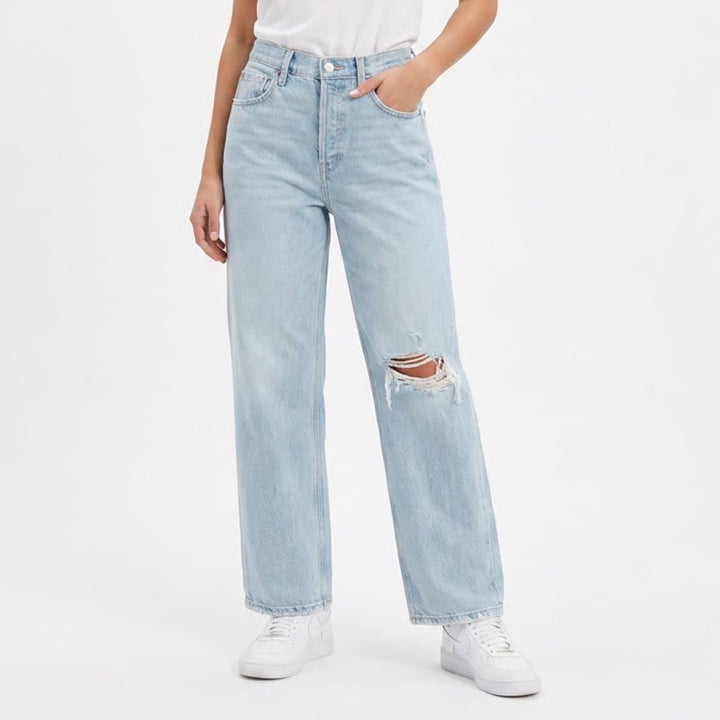 Universal Thread Womens Light Wash Distressed Straight Leg Jeans Size 12R Blue